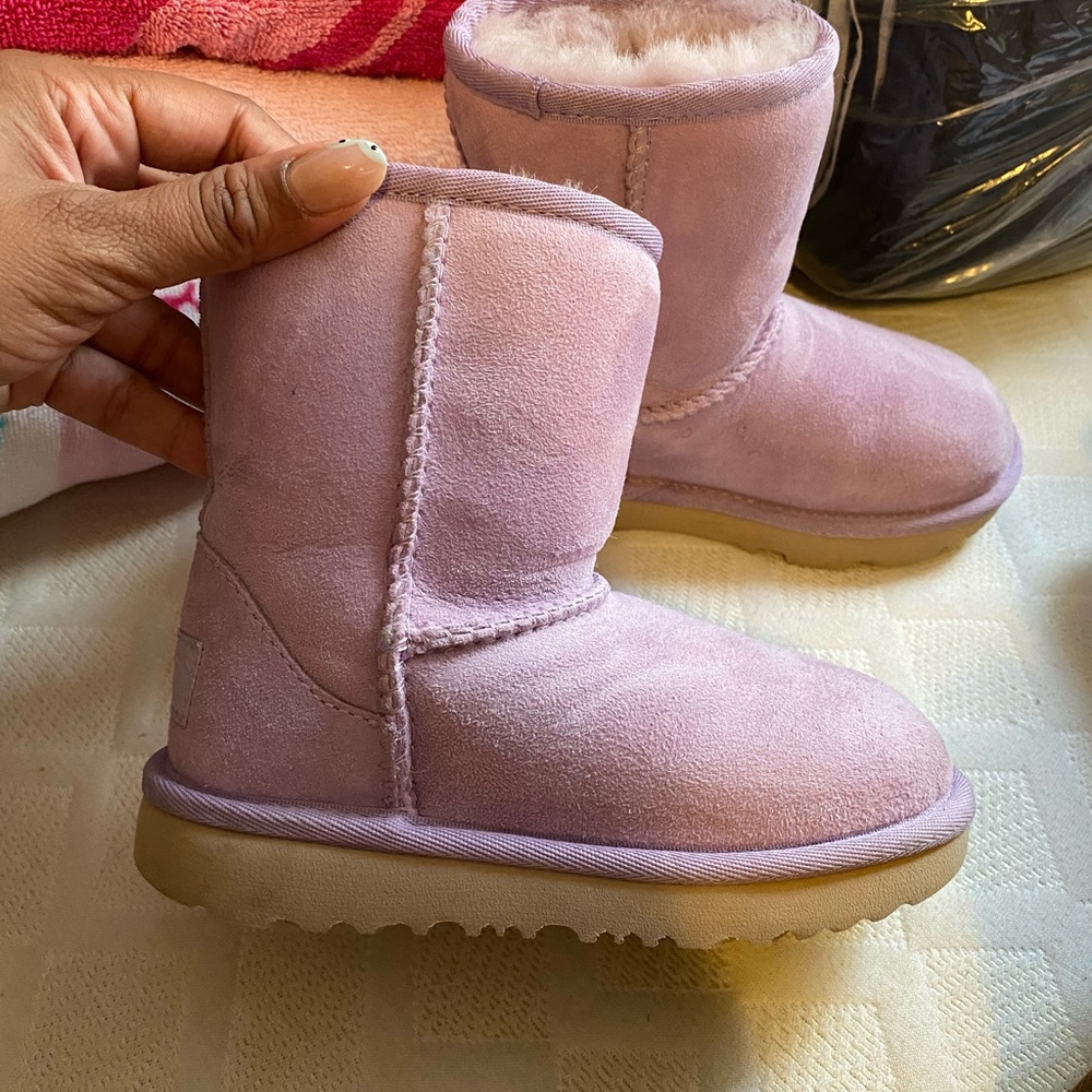 COPY - CLASSIC KIDS UGGS